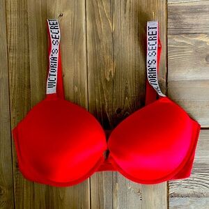 Victoria Secret Shine Strap Push-Up Bra